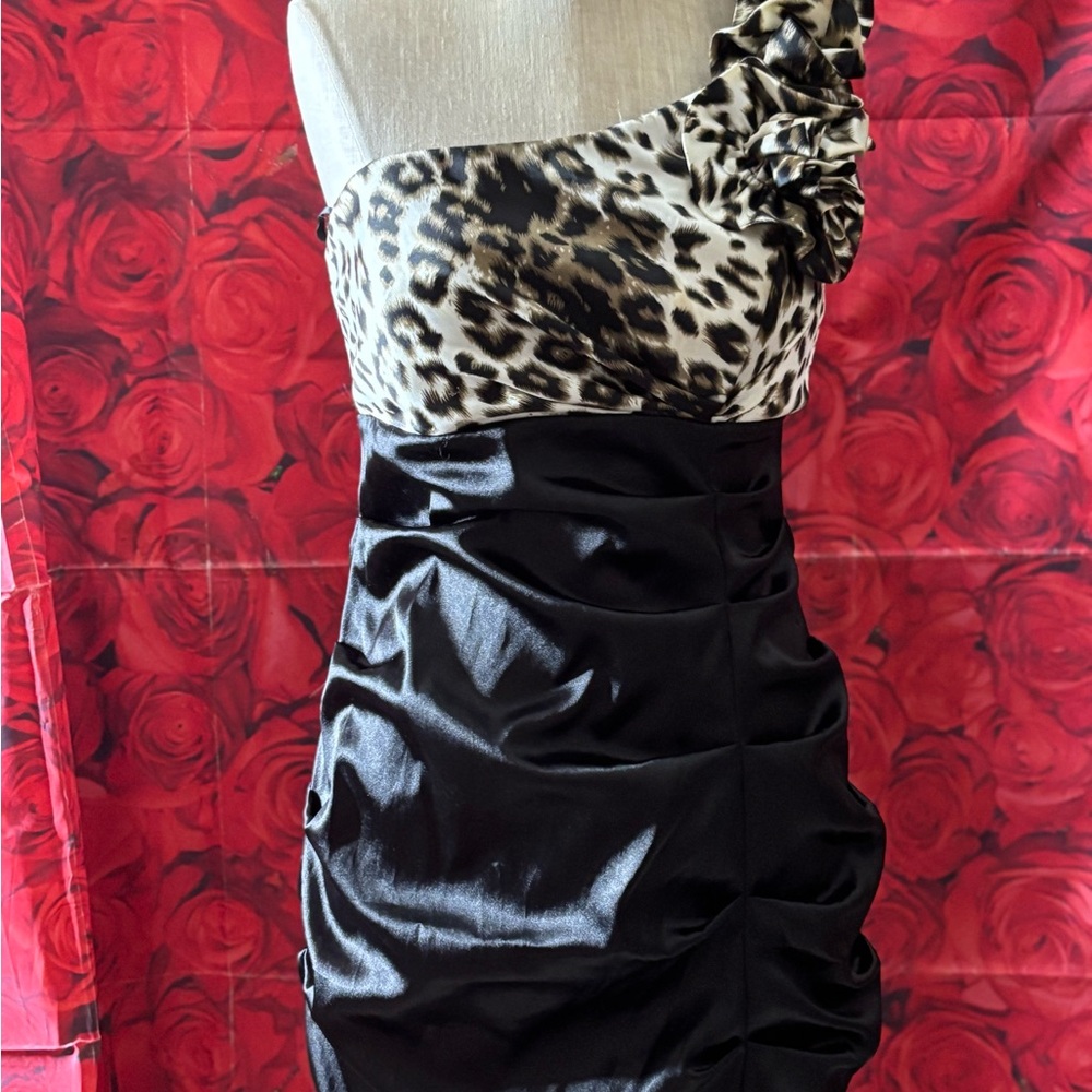 Leopard Print One-Shoulder Dress